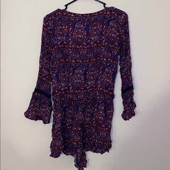 American Eagle floral romper - Picture 4 of 4